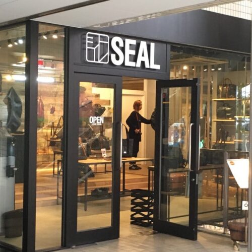 東京表参道にあるSEALの店舗