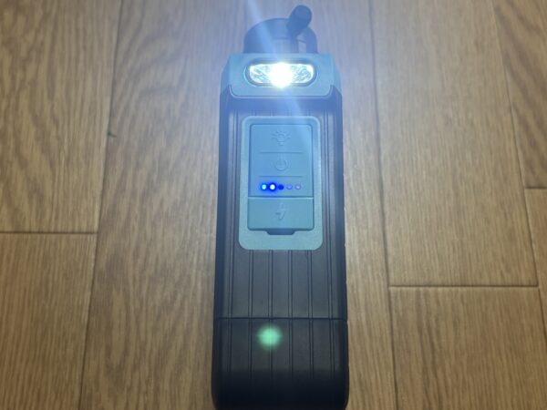 非常時のライトにもなるGreeshowの携帯浄水器GS-2809