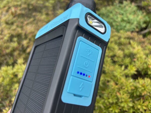 Greeshowの携帯浄水器GS-2809のソーラー充電