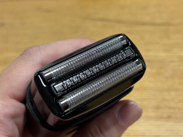 深剃り可能なHAGOOGIの電動シェーバーX1-mini