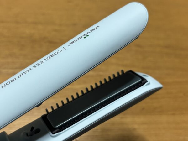 KEYNICEのヘアアイロン